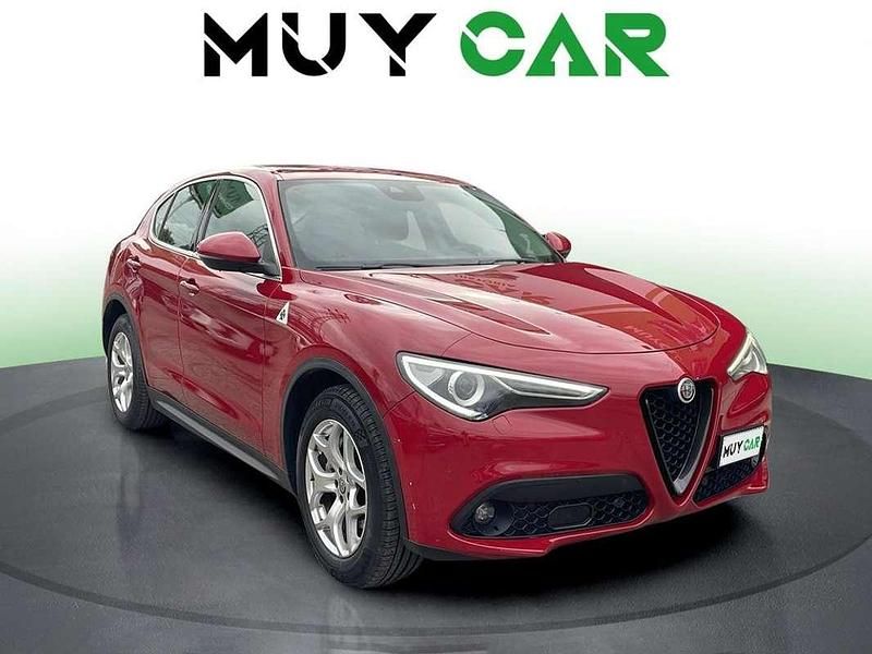 Usado Alfa Romeo Stelvio Executive 190 CV (139 kW) 2019 Rojo SUV