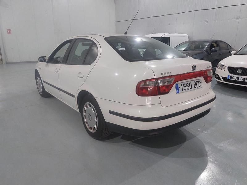 Usado Seat Toledo Stella 105 CV (77 kW) 2001 Blanco Berlina