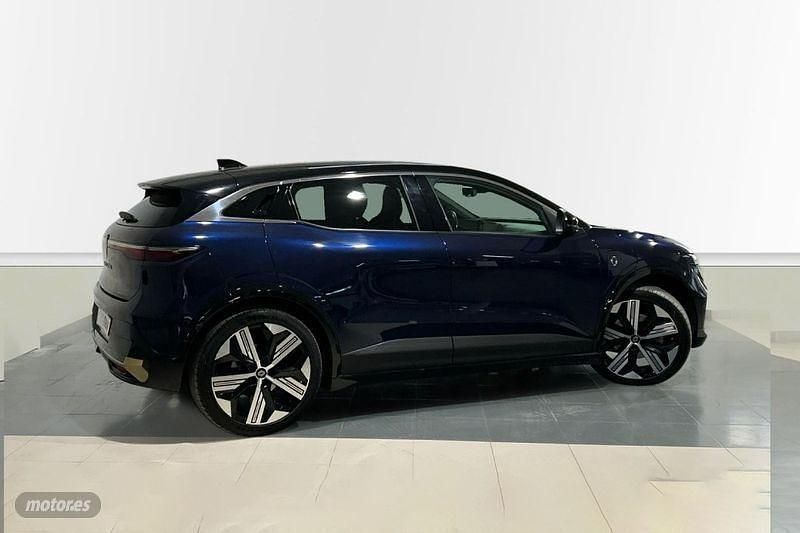 Usado Renault Megane E-Tech Iconic 161 kW (219 CV) 2022 Berlina