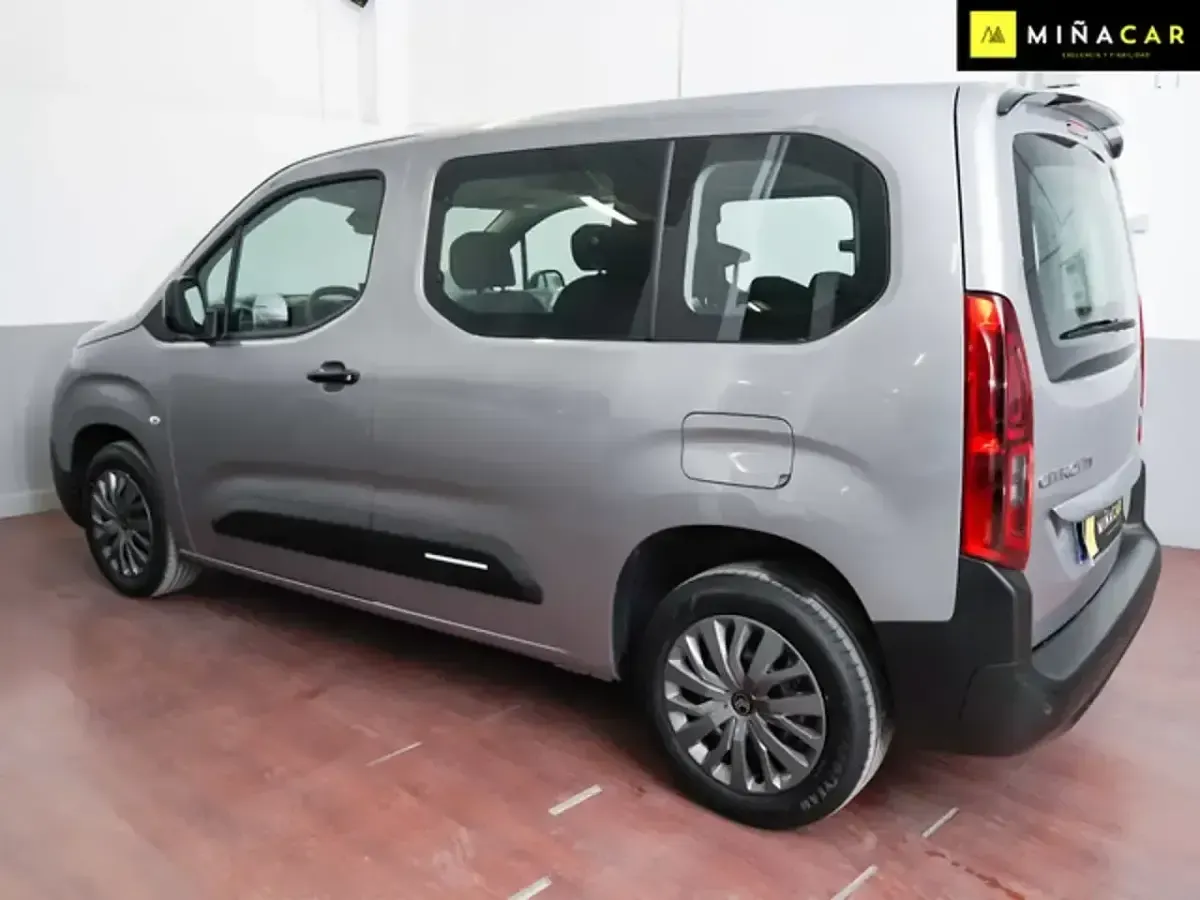 Nuevo Citroën Berlingo 100 CV (73 kW) 2026 Gris Monovolumen