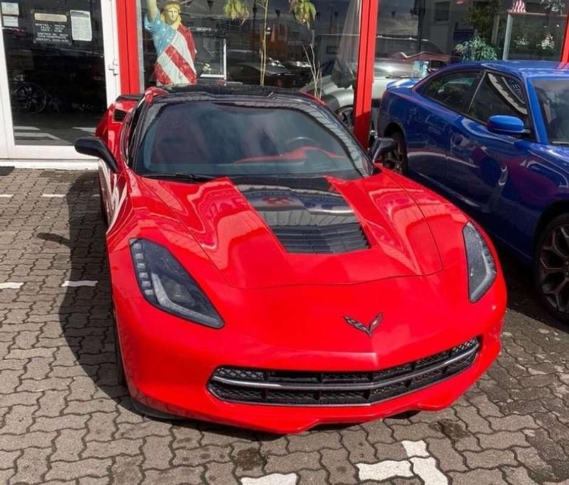 Rojo Usado 2015 Chevrolet Corvette Coupe | 66.607 € - Imagen 1/4