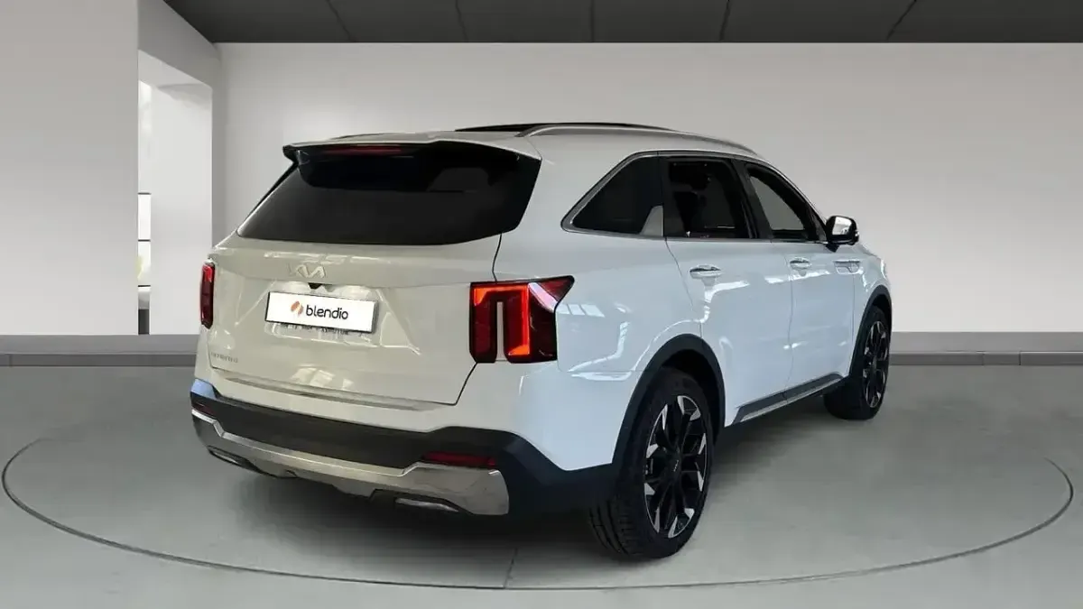 Usado Kia Sorento Premium 194 CV (142 kW) 2026 Blanco SUV