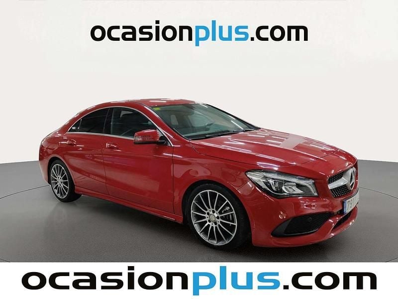 Usado Mercedes CLA200 AMG line 136 CV (100 kW) 2016 Rojo Berlina