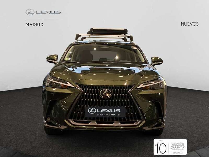 Verde Nuevo 2025 Lexus NX350h Business Edition SUV | 47.990 € - Imagen 1/4