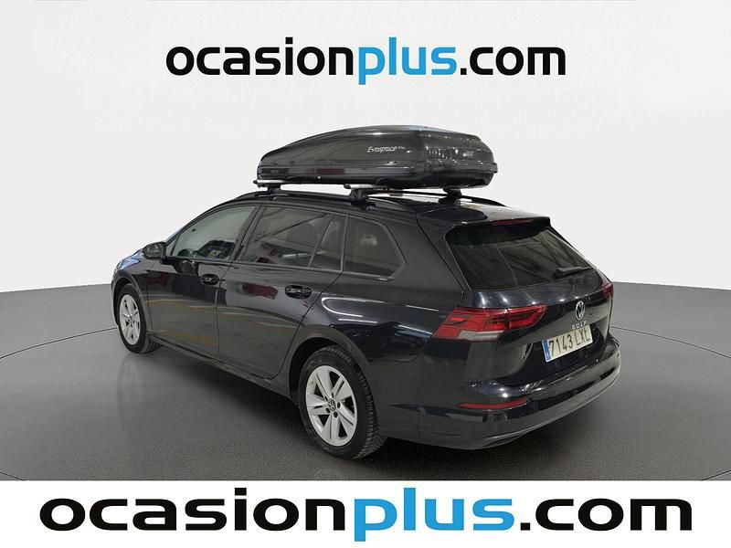 Usado VW Golf VIII Life 115 CV (84 kW) 2021 Negro Familiar
