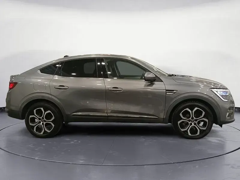 Usado Renault Arkana Zen 140 CV (102 kW) 2022 Blanco SUV