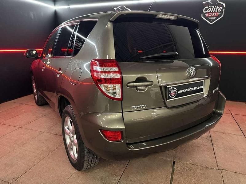 Usado Toyota RAV4 Advance 150 CV (110 kW) 2011 Marrón SUV