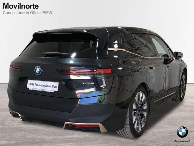 Usado BMW iX Comfort Edition 239 kW (326 CV) 2021 Negro SUV