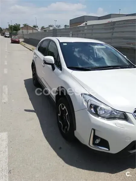 Usado Subaru XV 147 CV (108 kW) 2018 Negro SUV