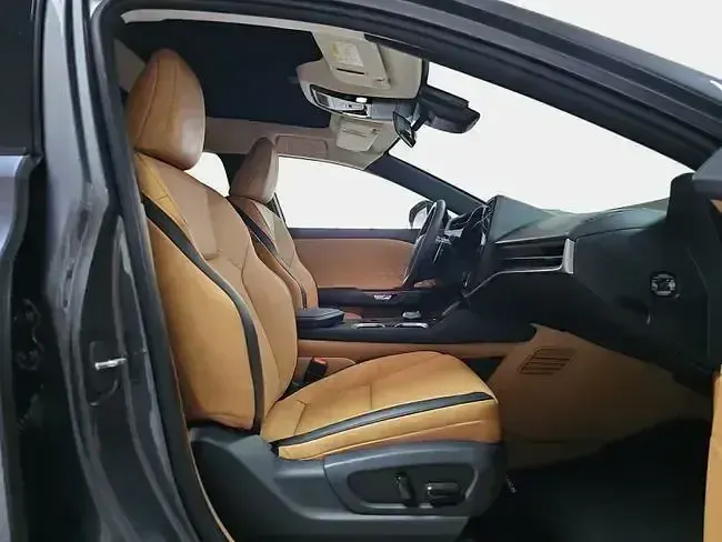 Usado Lexus RZ 300e Executive Line 150 kW (204 CV) 2025 Eléctrico SUV