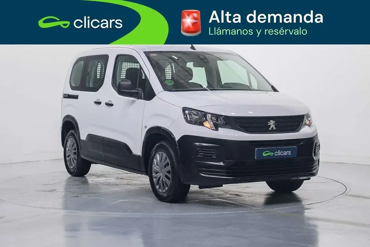Usado Peugeot Rifter Business-Line 102 CV (75 kW) 2023 Blanco Monovolumen
