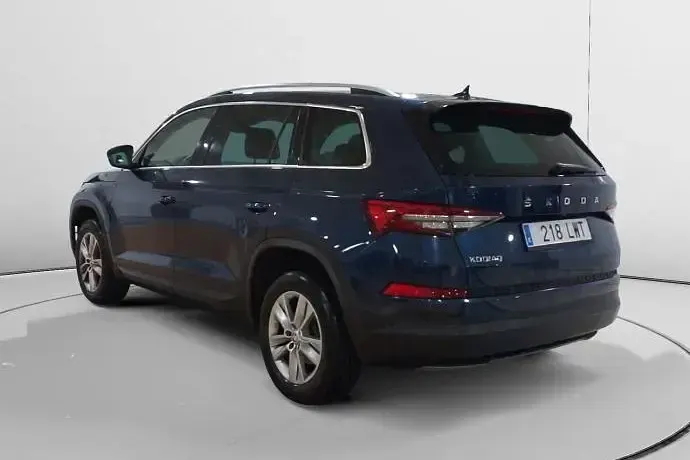 Usado Skoda Kodiaq Ambition 151 CV (111 kW) 2022 Azul SUV