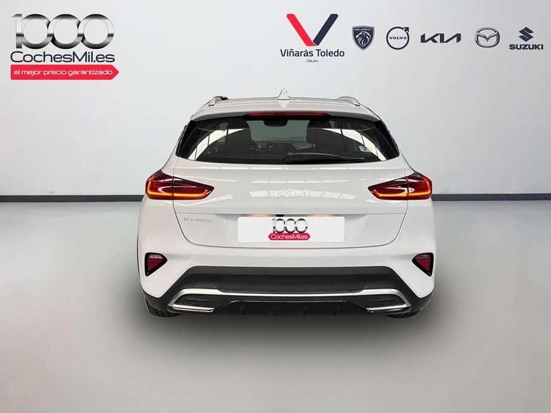 Usado Kia XCeed 101 CV (74 kW) 2024 Blanco SUV