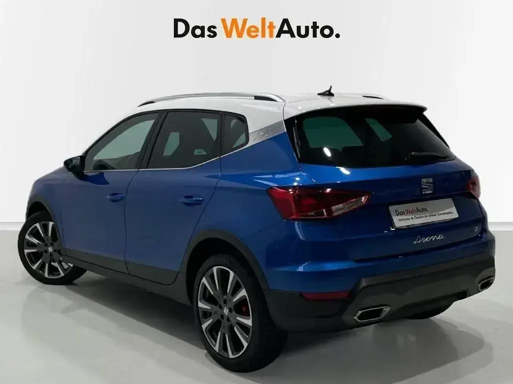 Usado Seat Arona FR 115 HP (84 kW) 2025 Azul SUV