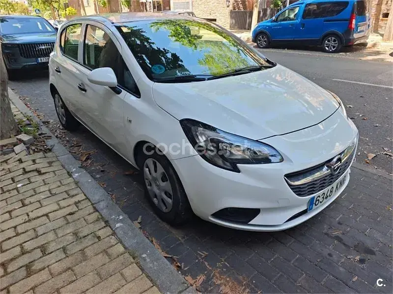 Usado Opel Corsa Expression 75 CV (55 kW) 2018 Blanco Utilitario