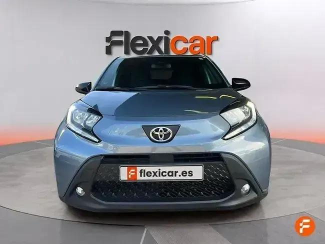 Usado Toyota Aygo 72 CV (52 kW) 2024 Azul