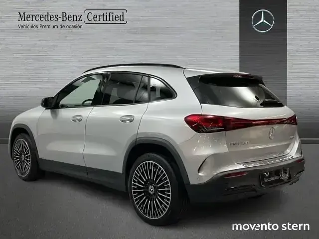 Usado Mercedes EQA300 167 kW (228 CV) 2023 Plata iridio SUV