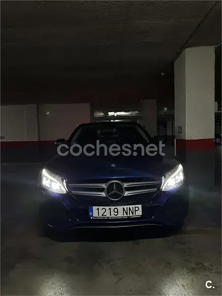 Usado Mercedes C250 AMG line 211 CV (155 kW) 2015 Azul Berlina