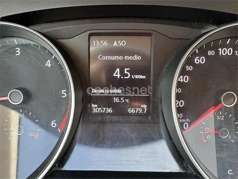 Usado VW Passat Advance 150 CV (110 kW) 2015 Gris / plata Familiar