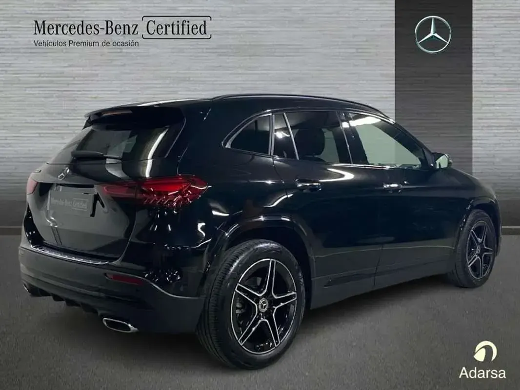 Usado Mercedes GLA200 150 CV (110 kW) 2025 SUV