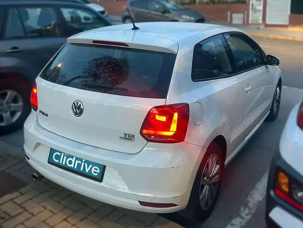 Usado VW Polo Sport 90 CV (66 kW) 2016 Blanco Utilitario