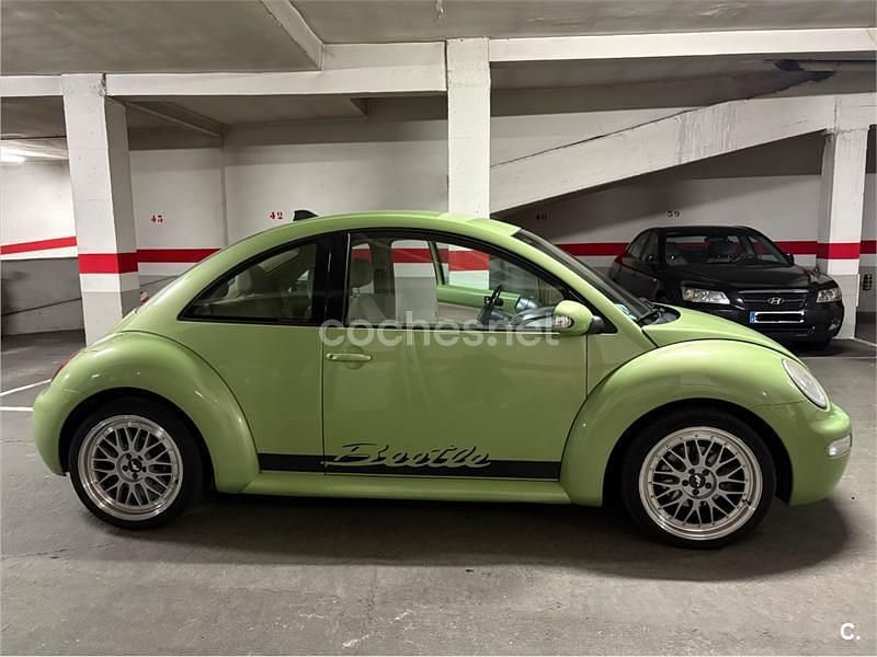 Usado VW New Beetle 100 CV (73 kW) 2005 Verde Utilitario