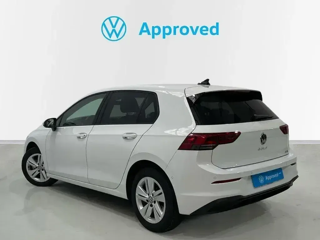 Usado VW Golf VIII Life 110 CV (80 kW) 2022 Blanco