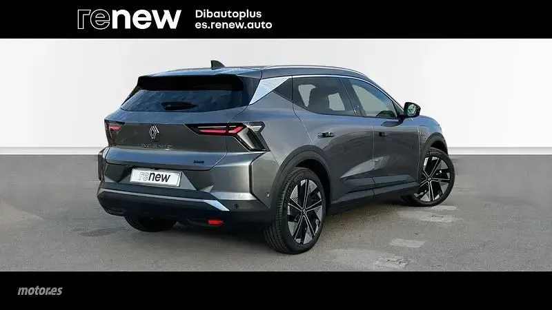 Usado Renault Scenic E-Tech Techno 125 kW (170 CV) 2026 Gris SUV