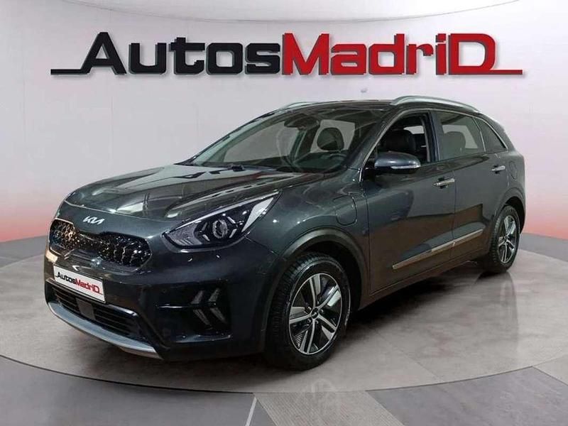 Usado Kia Niro 141 CV (103 kW) 2021 Plateado SUV