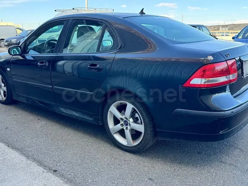 Usado Saab 9-3 Linear 150 CV (110 kW) 2007 Negro Berlina