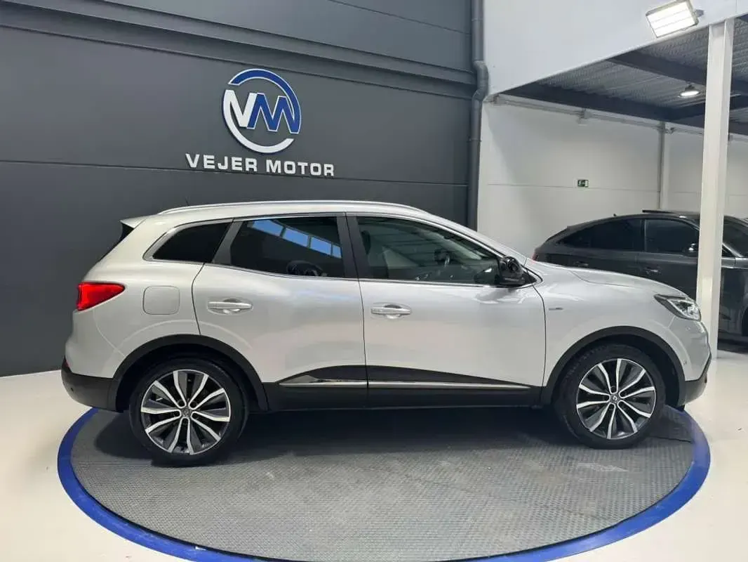 Usado Renault Kadjar Version S 131 CV (96 kW) 2018 Gris SUV