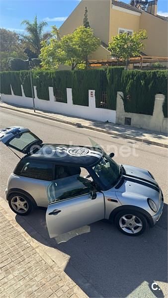 Usado Mini Cooper 115 CV (84 kW) 2004 Gris / plata Utilitario