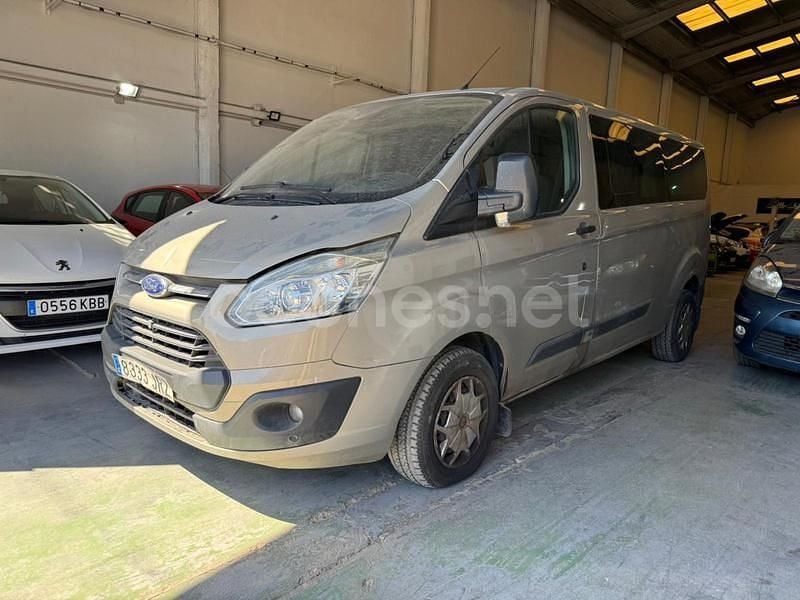 Gris / plata Usado 2016 Ford Tourneo Custom Titanium Van | 8990 € - Imagen 1/4