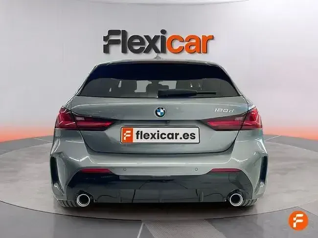 Käytetty BMW 120 190 HP (139 kW) 2023 Harmaa Viistoperä