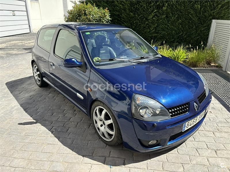 Usado Renault Clio II 172 CV (126 kW) 2001 Azul Berlina