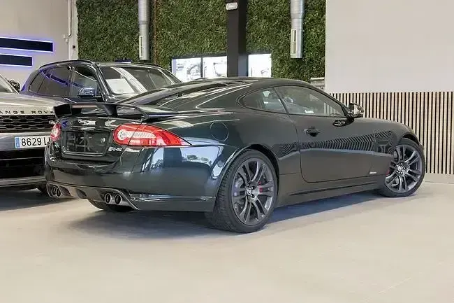 Usado Jaguar XK S 551 CV (405 kW) 2012 Gris Coupe