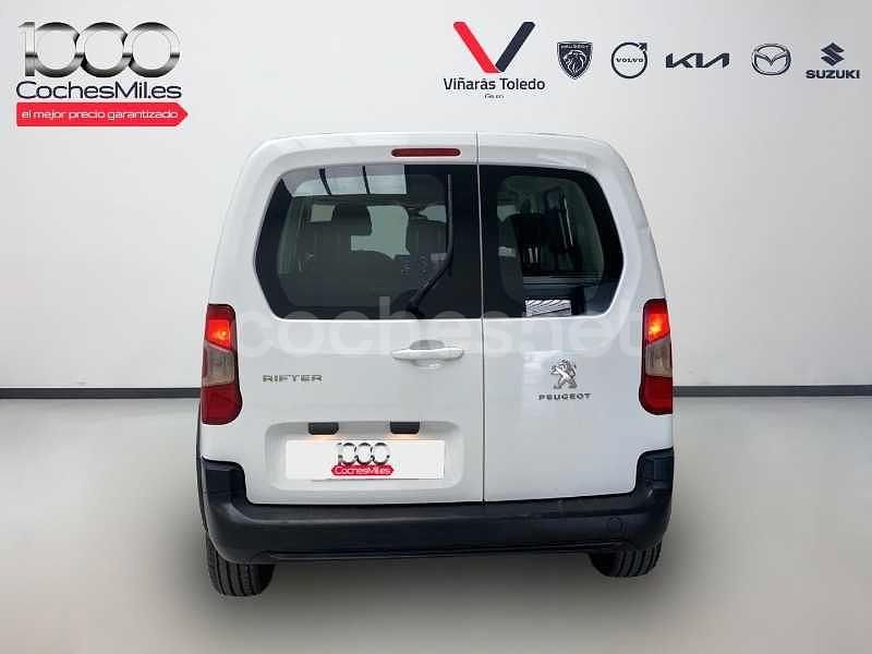 Usado Peugeot Rifter Active 100 CV (73 kW) 2021 Blanco Monovolumen