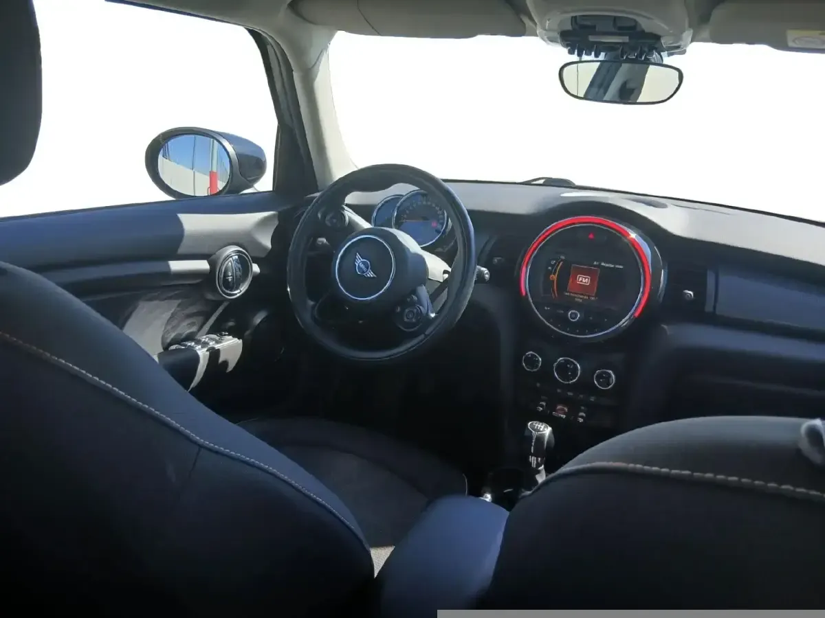 Usado Mini Cooper 136 CV (100 kW) 2021 Gris/plata Utilitario