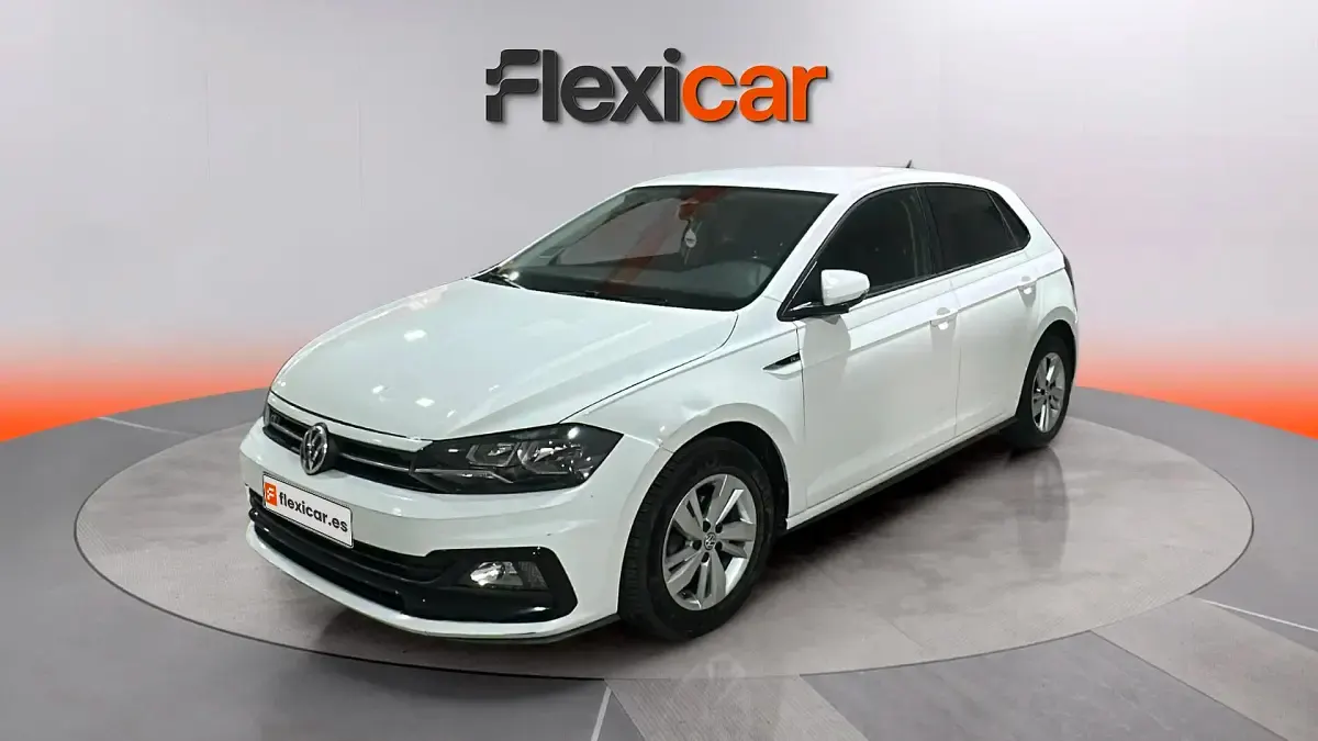 Usado VW Polo R-line 75 CV (55 kW) 2018 Blanco Utilitario