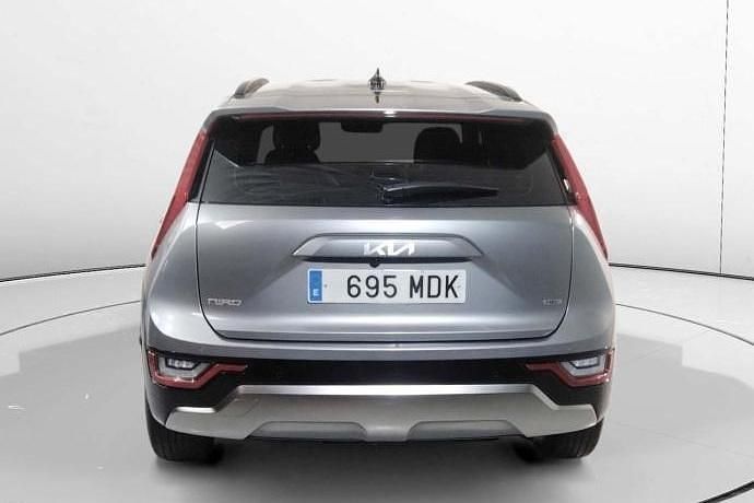 Usado Kia Niro 141 CV (103 kW) 2023 SUV