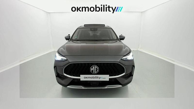 Käytetty MG HS Luxury 162 HP (119 kW) 2024 Harmaa Katumaasturi