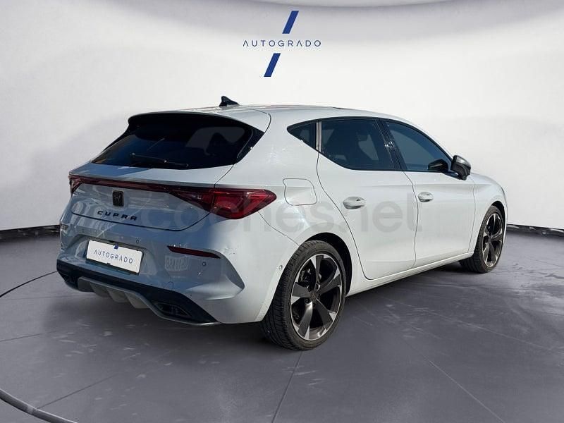Usado Cupra Leon 150 CV (110 kW) 2024 Blanco Berlina