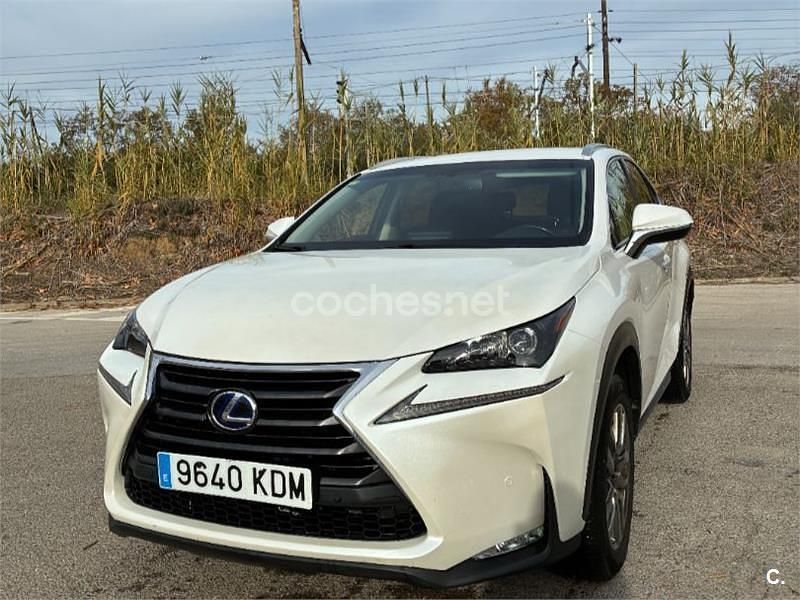 Usado Lexus NX300h Business Edition 197 CV (144 kW) 2017 Blanco SUV