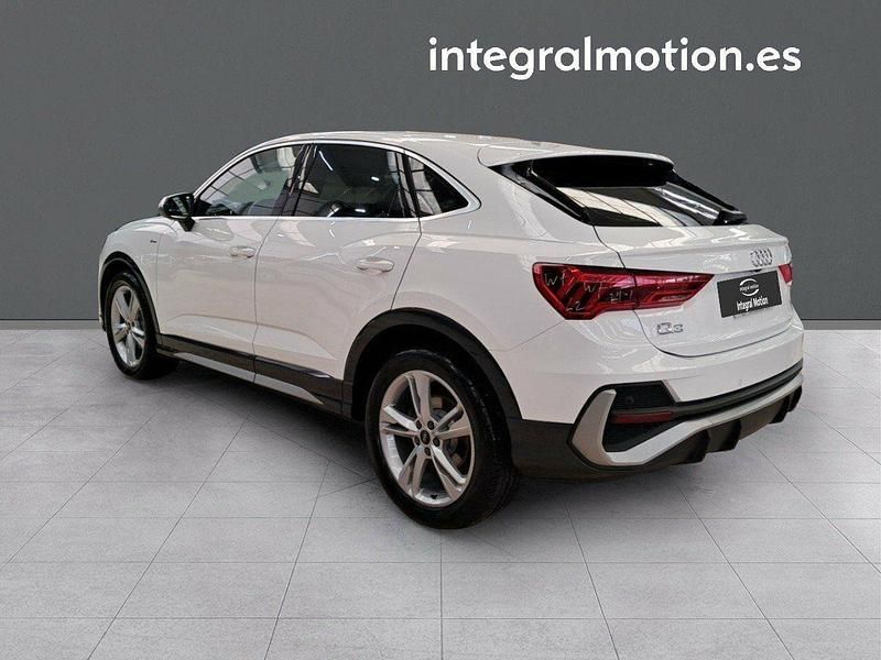 Usado Audi Q3 Premium 150 CV (110 kW) 2021 Blanco SUV