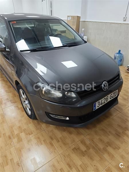 Käytetty VW Polo Advance 90 HP (66 kW) 2010 Harmaa Viistoperä