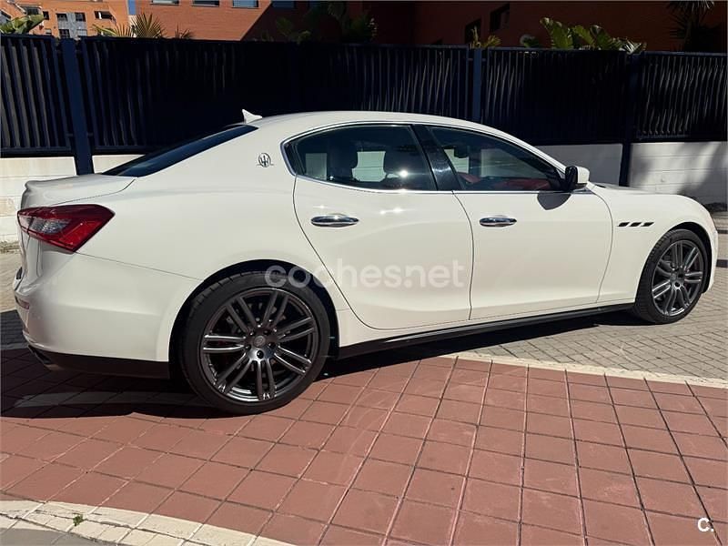 Usado Maserati Ghibli 410 CV (301 kW) 2014 Blanco Berlina