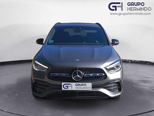 Usado Mercedes GLA200 150 CV (110 kW) 2023 Gris / plata SUV