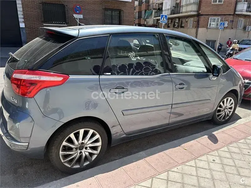 Usado Citroën C4 Picasso Exclusive 110 CV (80 kW) 2007 Gris / plata Monovolumen