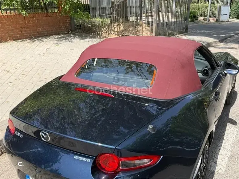 Usado Mazda MX5 184 CV (135 kW) 2021 Azul Descapotable