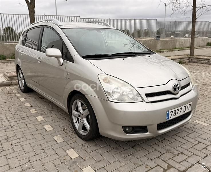 Usado Toyota Corolla Verso Sport 177 CV (130 kW) 2006 Gris / plata Monovolumen